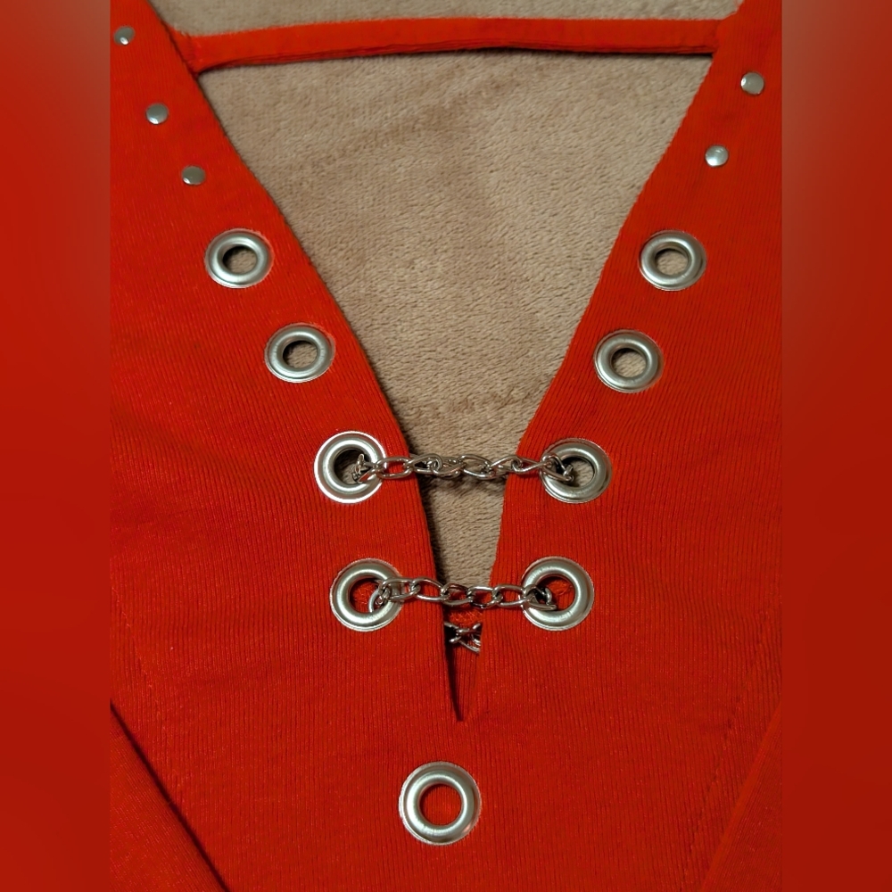 Red Cotton - Chrome Grommets & ⛓️‍💥 Long Sleeve Top - Picture 4 of 13